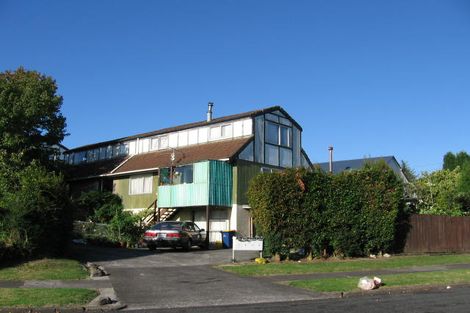 Photo of property in 1/14 Craigbank Avenue, New Lynn, Auckland, 0600