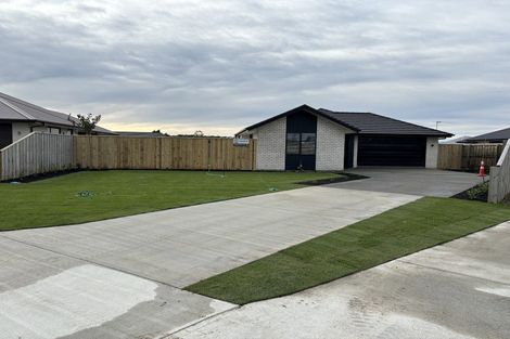 Photo of property in 15 Merino Crescent, Amberley, 7410