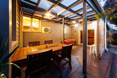 Photo of property in 9 Rosalie Terrace, Kelvin Grove, Palmerston North, 4414