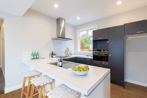 Photo of property in 55 Selwyn Street, Somerfield, Christchurch, 8024