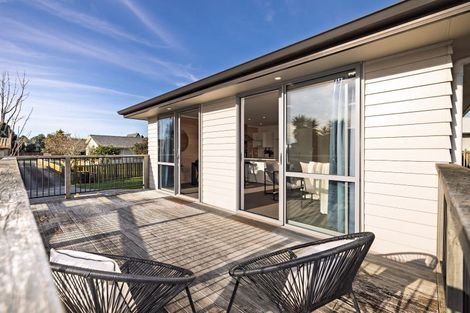 Photo of property in 92a Links Avenue, Mount Maunganui, 3116