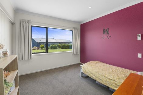 Photo of property in 43 Glade Park Lane, Shannon, Palmerston North, 4474