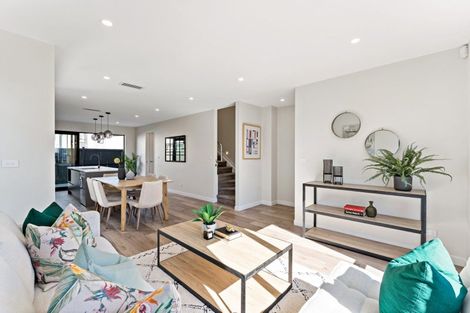 Photo of property in 10 Babos Avenue, Kumeu, 0810