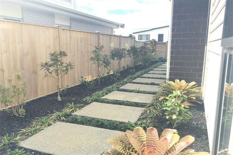 Photo of property in 33 Remuremu Street, Long Bay, Auckland, 0630