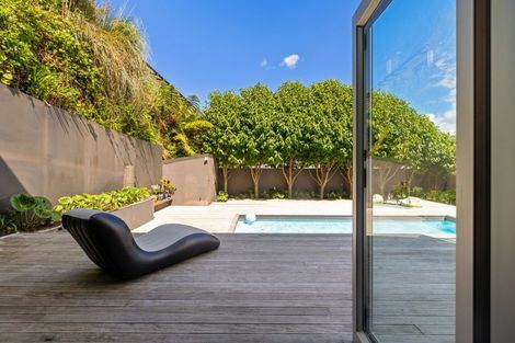 Photo of property in 21a Birdwood Avenue, Moturoa, New Plymouth, 4310