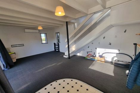 Photo of property in 2/506 Devonport Road, Tauranga South, Tauranga, 3112
