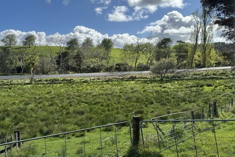 Photo of property in 8 Huarau Station Road, Maungaturoto, 0583