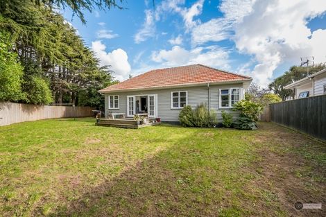 Photo of property in 11 Seddon Street, Naenae, Lower Hutt, 5011