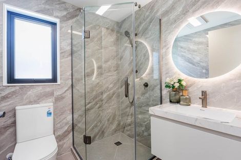 Photo of property in 111d Sycamore Drive, Sunnynook, Auckland, 0620