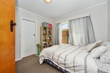 Photo of property in 12 Mcnicol Street, Fairfield, Hamilton, 3214