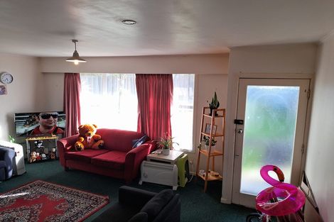 Photo of property in 8 Springfield Street, Forrest Hill, Auckland, 0620