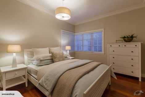 Photo of property in 5c Church Street, Devonport, Auckland, 0624