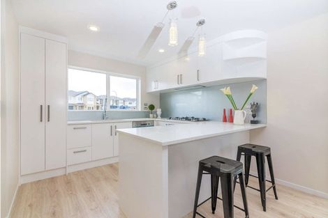 Photo of property in 34 Pikao Place, East Tamaki, Auckland, 2016