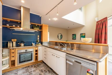 Photo of property in Fernhill Flats, 11/324 The Terrace, Te Aro, Wellington, 6011