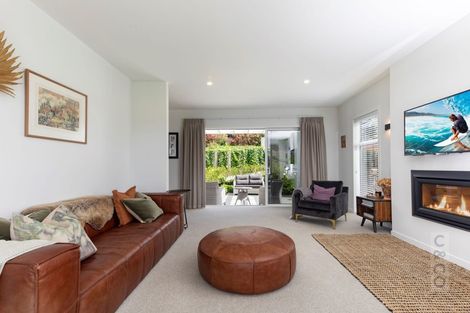 Photo of property in 10 Tauwaka Crescent, Riverhead, 0820