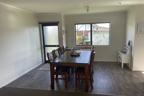 Photo of property in 6 Alan Styles Place, Greenmeadows, Napier, 4112