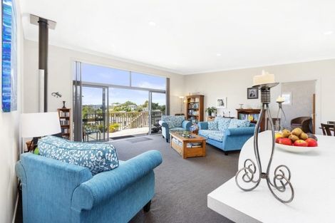 Photo of property in 7 Puka Place, Raglan, 3225