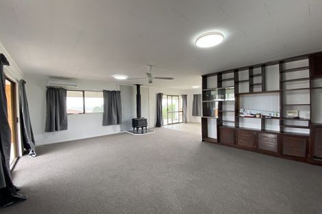 Photo of property in 212 Cambridge Road, Bethlehem, Tauranga, 3110