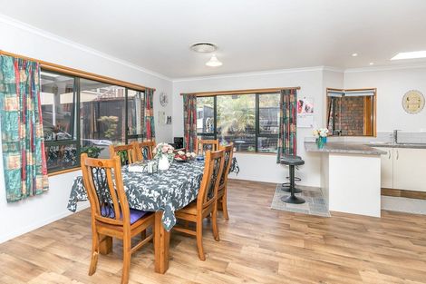 Photo of property in 64 Dixon Road, Glenview, Hamilton, 3206