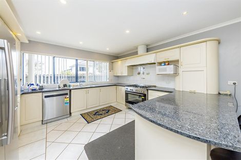 Photo of property in 5 Vireya Court, Goodwood Heights, Auckland, 2105