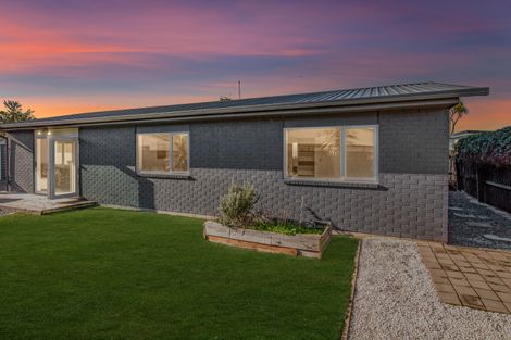 Photo of property in 62a Travis Road, Burwood, Christchurch, 8083