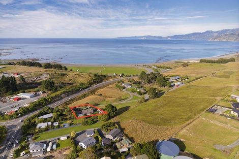 Photo of property in 92 Churchill Street, Kaikoura, 7300