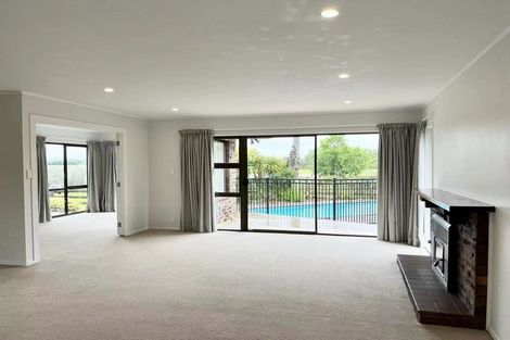 Photo of property in 143 Hamlin Road, Ardmore, Papakura, 2582