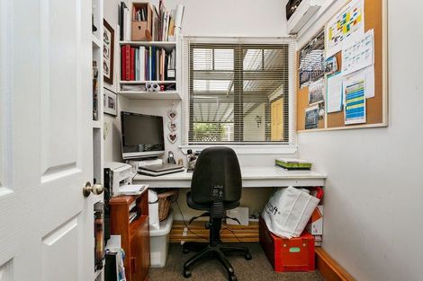 Photo of property in 18 Queen Street, Cambridge, 3434