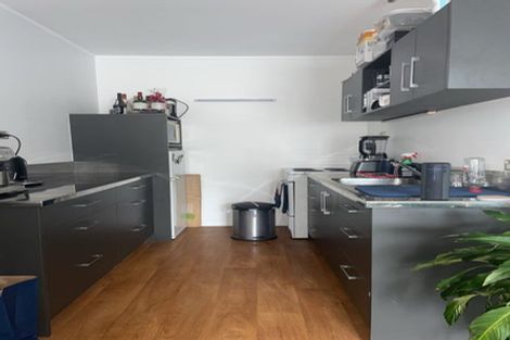 Photo of property in Hobson Court Flats, 62/70 Hobson Street, Thorndon, Wellington, 6011