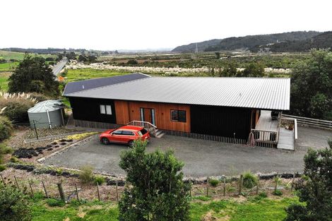 Photo of property in 607 Kaipara Coast Highway, Kaukapakapa, 0871