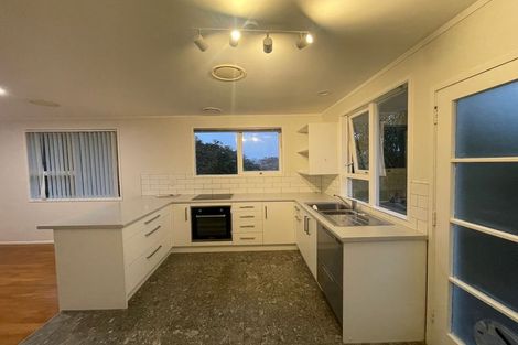 Photo of property in 10 Yeoman Place, Howick, Auckland, 2014