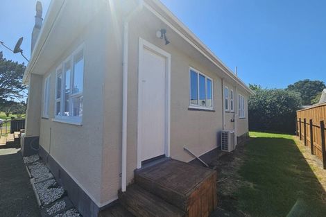 Photo of property in 59 Mouatt Street, Waitara, 4320