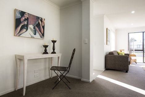 Photo of property in 14 Beveridge Road, One Tree Point, 0118