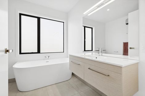 Photo of property in 33 Atkins Road, Luggate, Wanaka, 9382