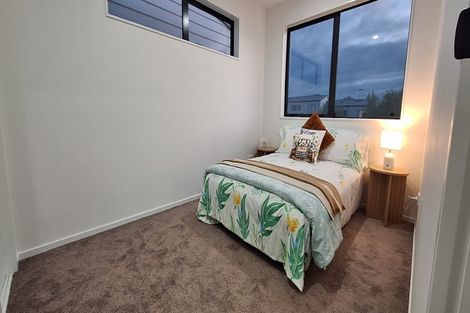 Photo of property in 21e Laura Street, Kelston, Auckland, 0602