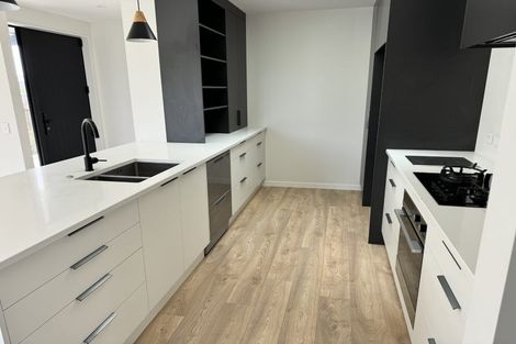 Photo of property in 8 Kaiwaru Place, Waikanae, 5036