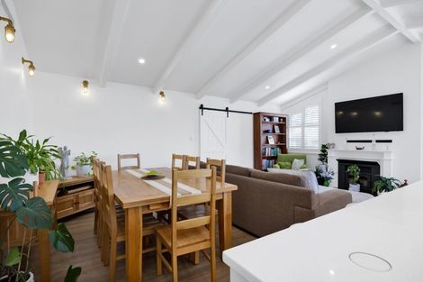 Photo of property in 121 Hamlet Street, Stratford, 4332