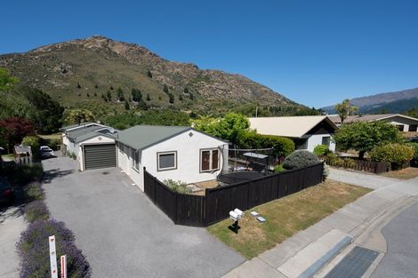 Photo of property in 40a Remarkables Crescent, Frankton, Queenstown, 9300