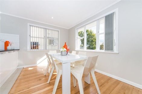 Photo of property in 4 Kelkirk Street, Kelston, Auckland, 0602