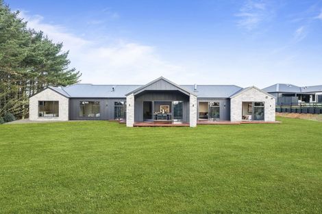 Photo of property in 49 Fencourt Road, Cambridge, 3496