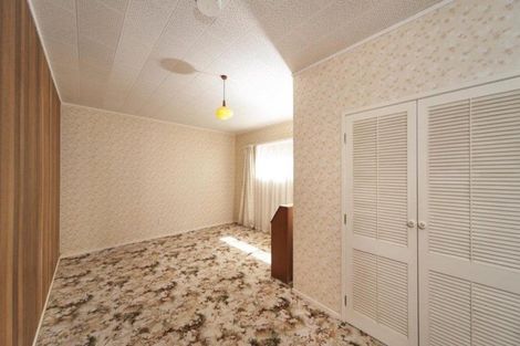 Photo of property in 7 Marama Street, Castor Bay, Auckland, 0620