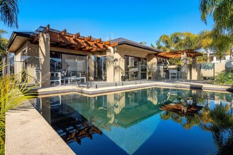 Photo of property in 11 Glenpark Crescent, Bethlehem, Tauranga, 3110