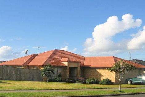 Photo of property in 31 Redcastle Drive, East Tamaki, Auckland, 2013