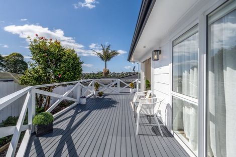 Photo of property in 1/7 Tuscan Place, Half Moon Bay, Auckland, 2012