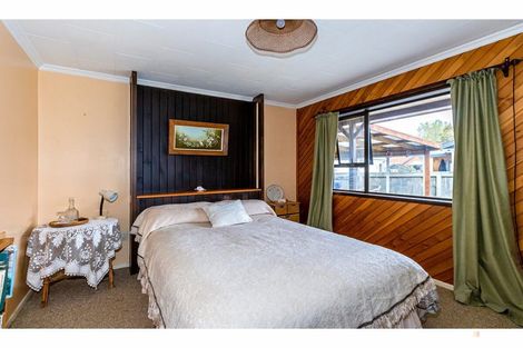 Photo of property in 19 Smith Street, Waimate, 7924