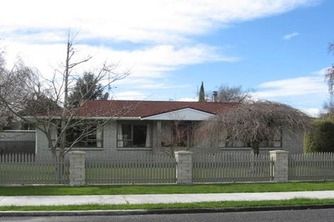 Photo of property in 19 Mcmaster Street, Greytown, 5712