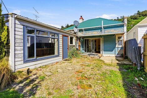 Photo of property in 34 Woodhaugh Street, Woodhaugh, Dunedin, 9010