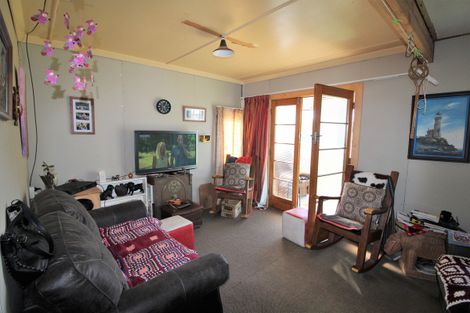 Photo of property in 17 Cornwall Street, Mossburn, 9792