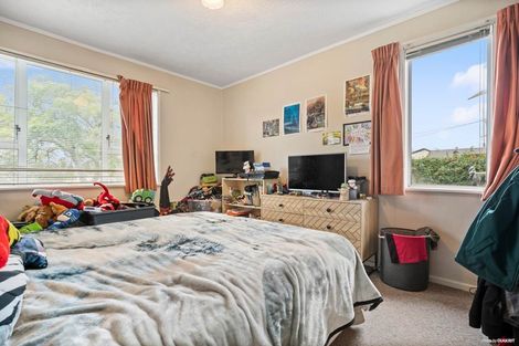 Photo of property in 4/3a Grande Vue Road, Manurewa, Auckland, 2102
