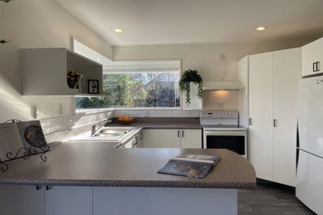 Photo of property in 83a Main Road, Redcliffs, Christchurch, 8081